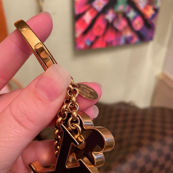 ❤️TRADED❤️Louis Vuitton FLEUR DE MONOGRAM BAG CHARM - Picture 4 of 7